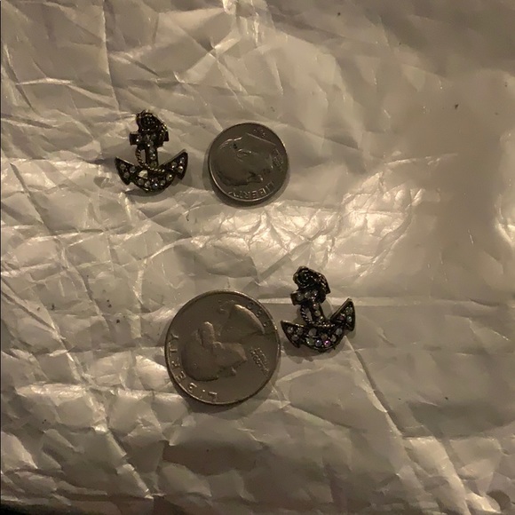 Anchor earrings - Picture 2 of 2